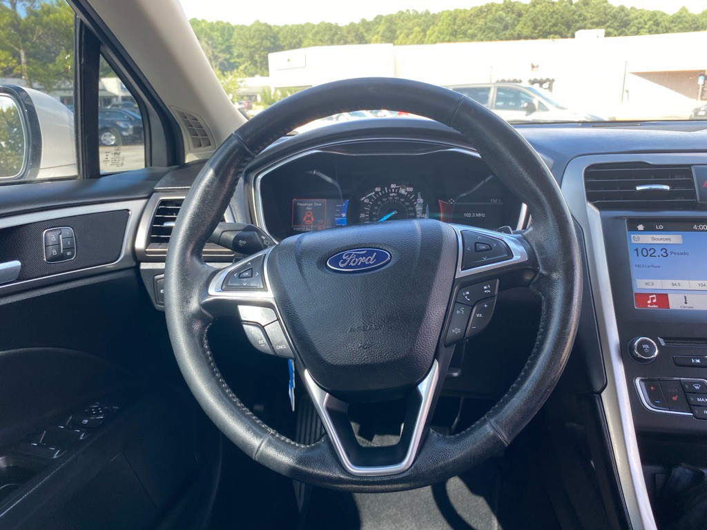 2017 Ford Fusion Image 11