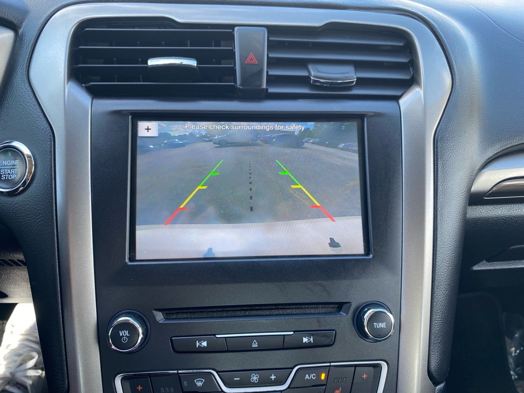 2017 Ford Fusion Image 17