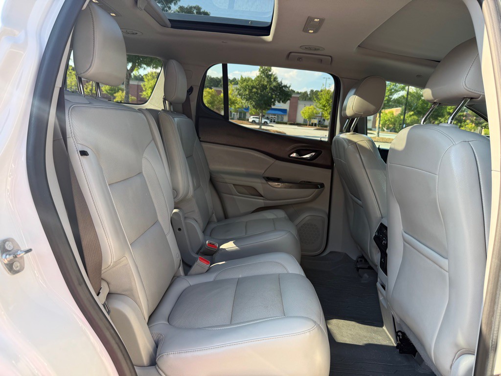 2018 GMC Acadia Image 6