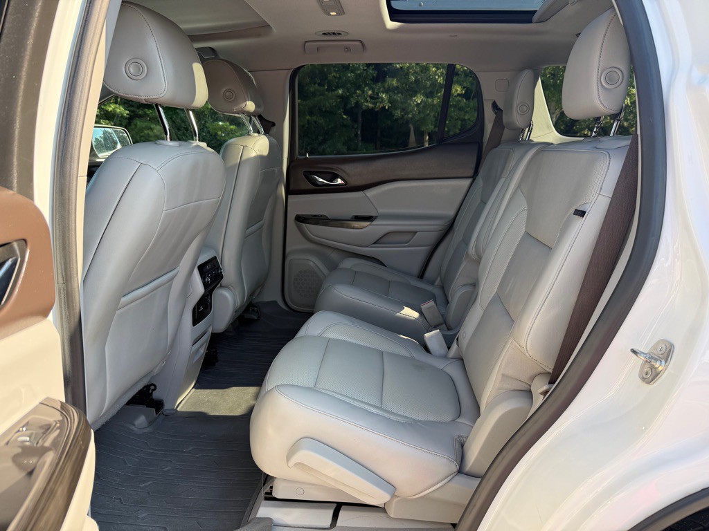 2018 GMC Acadia Image 7
