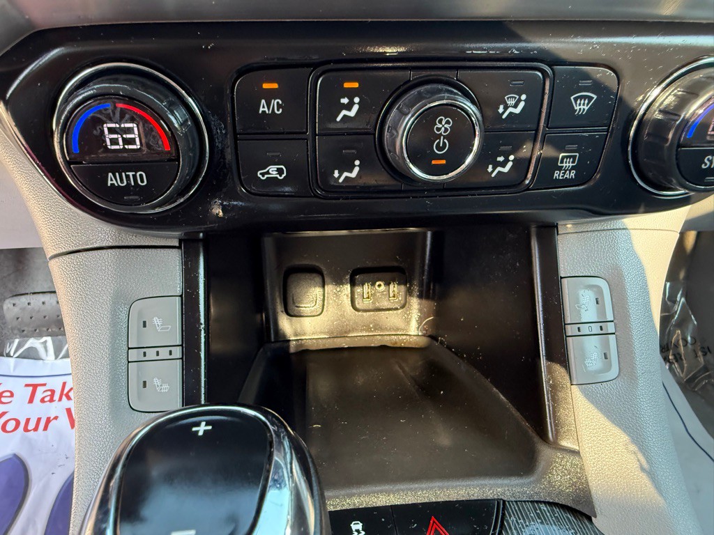 2018 GMC Acadia Image 16