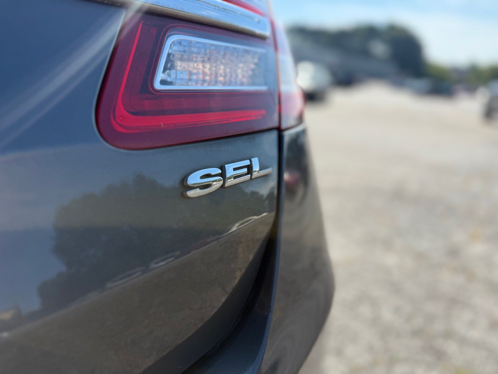 2017 Ford Taurus Image 18