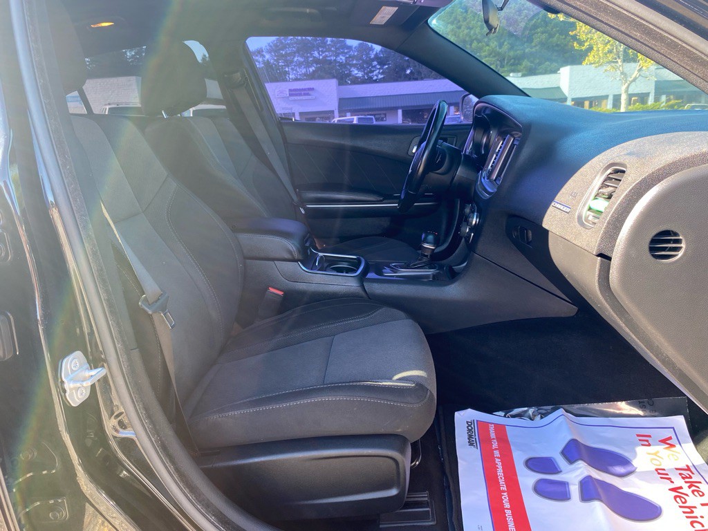 2019 Dodge Charger Image 11