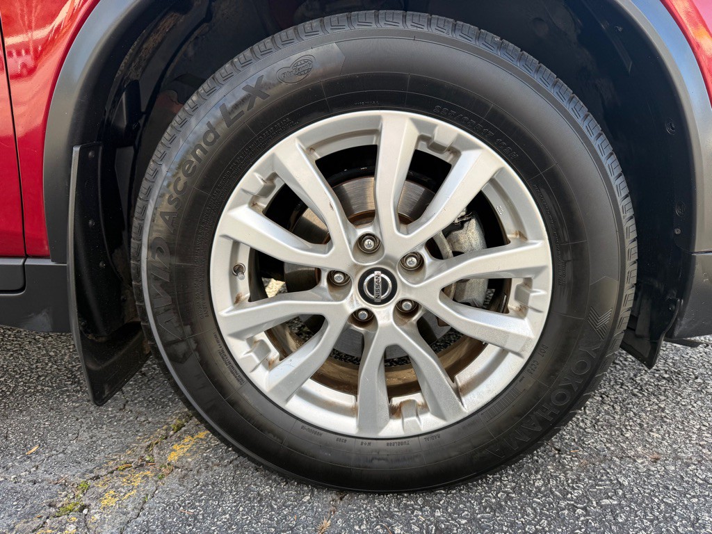 2019 Nissan Rogue Image 17