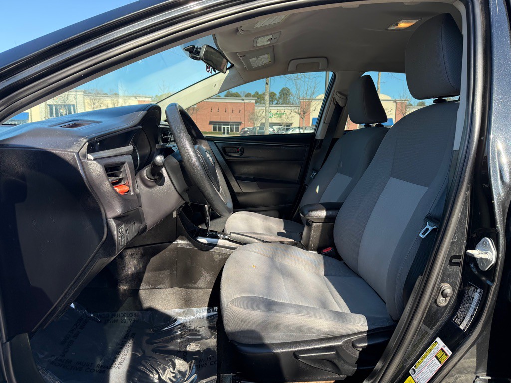 2016 Toyota Corolla Image 7