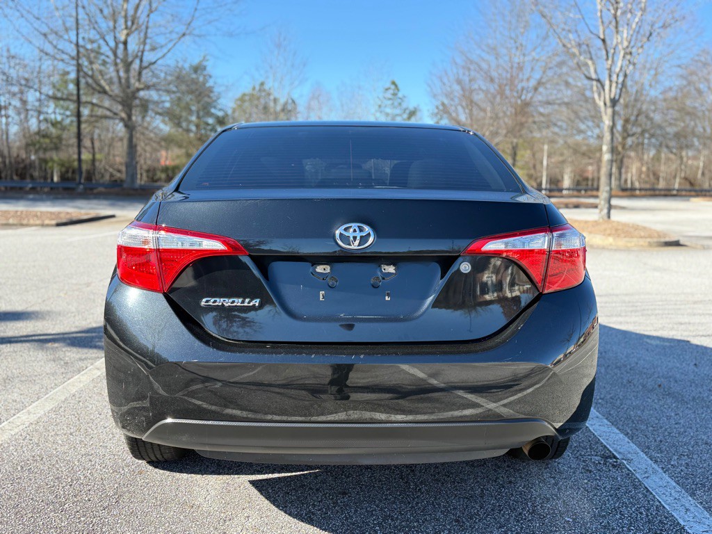 2016 Toyota Corolla Image 15