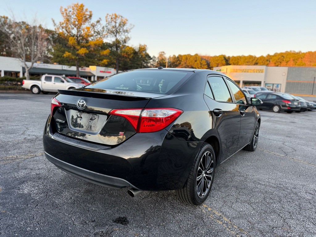 2015 Toyota Corolla Image 4