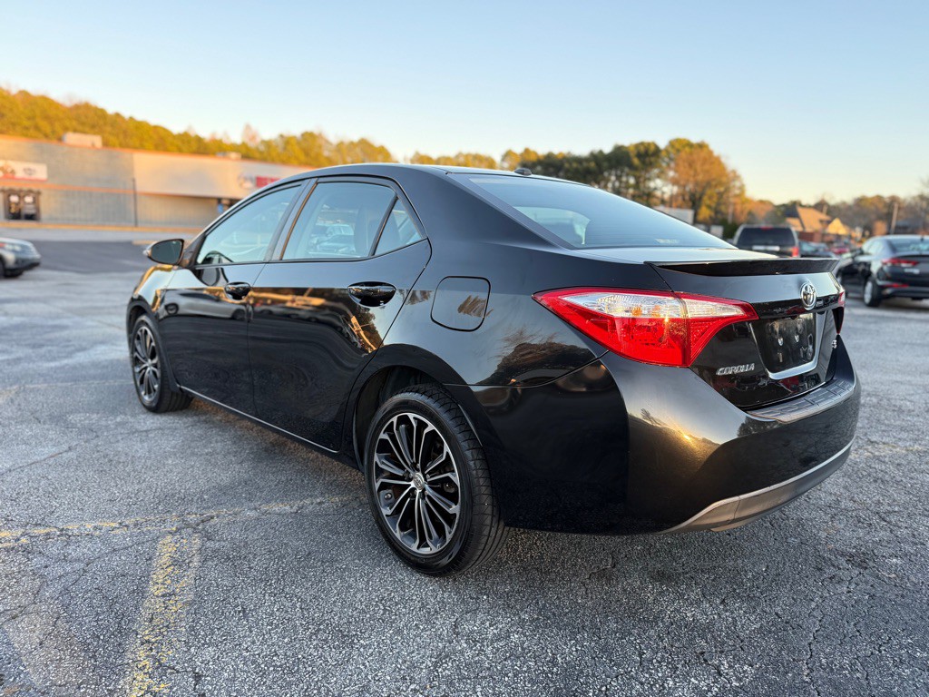 2015 Toyota Corolla Image 6