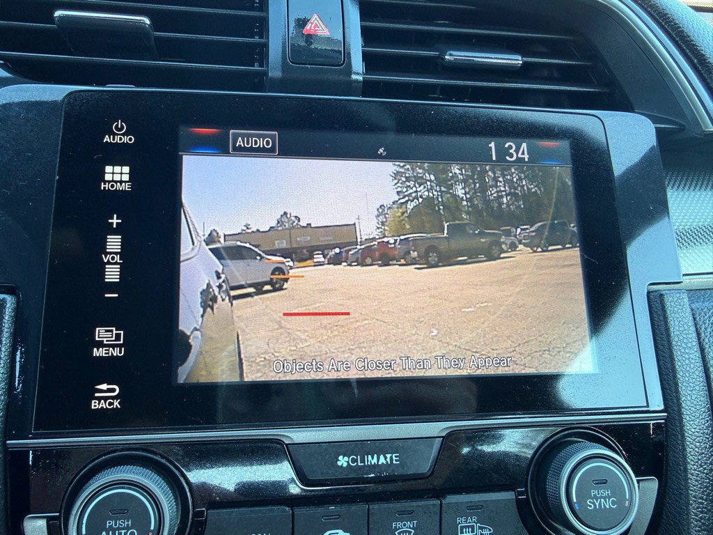 2017 Honda Civic Image 16