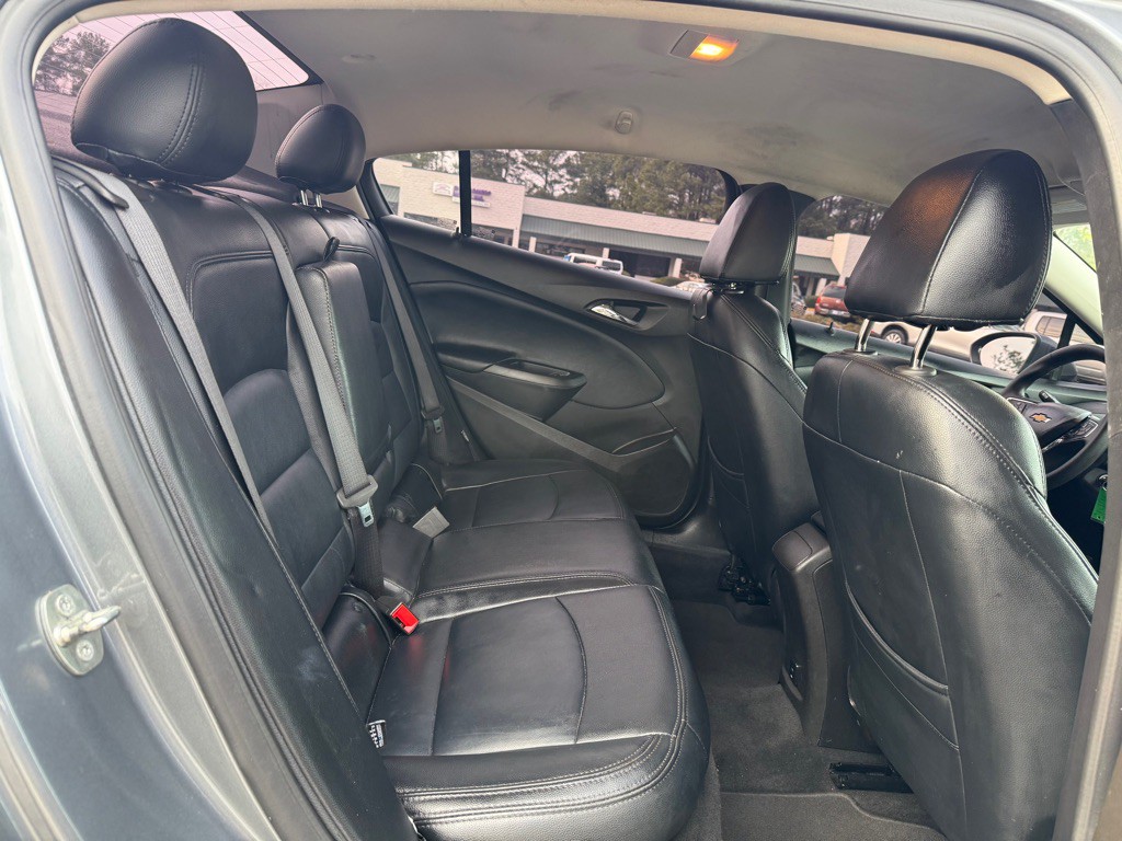 2018 Chevrolet Cruze Image 9