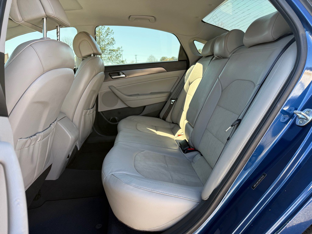 2017 Hyundai Sonata Image 10