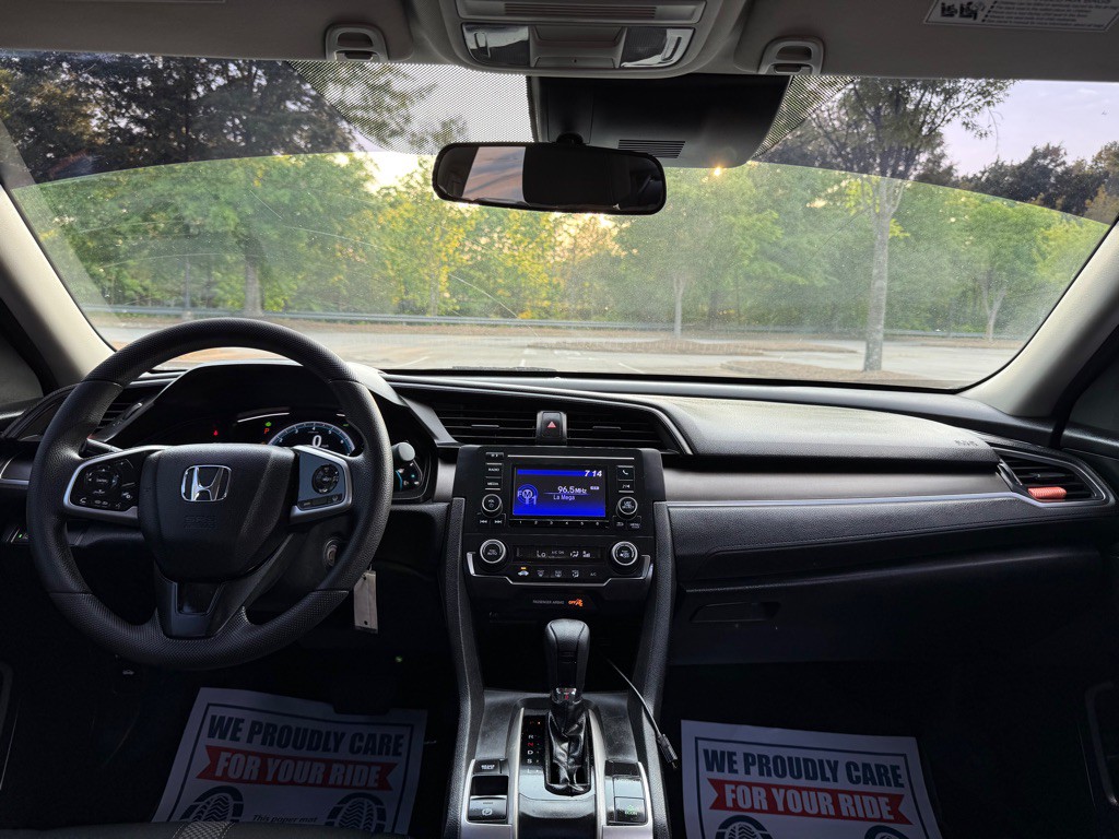2019 Honda Civic Image 11