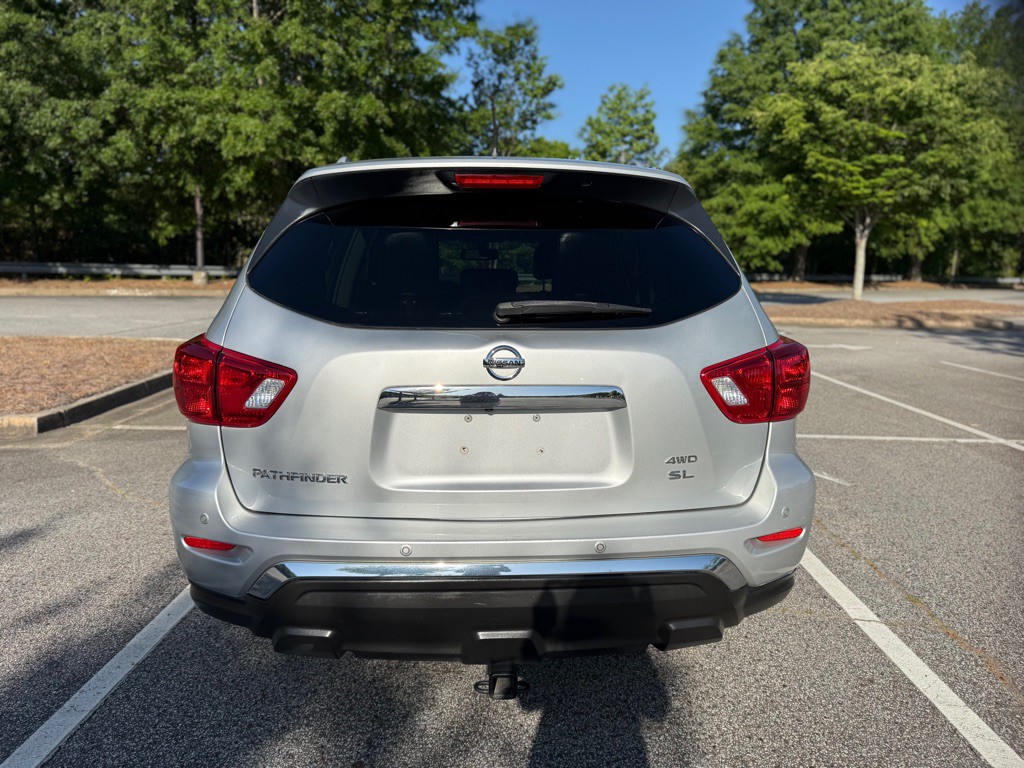 2017 Nissan Pathfinder Image 5