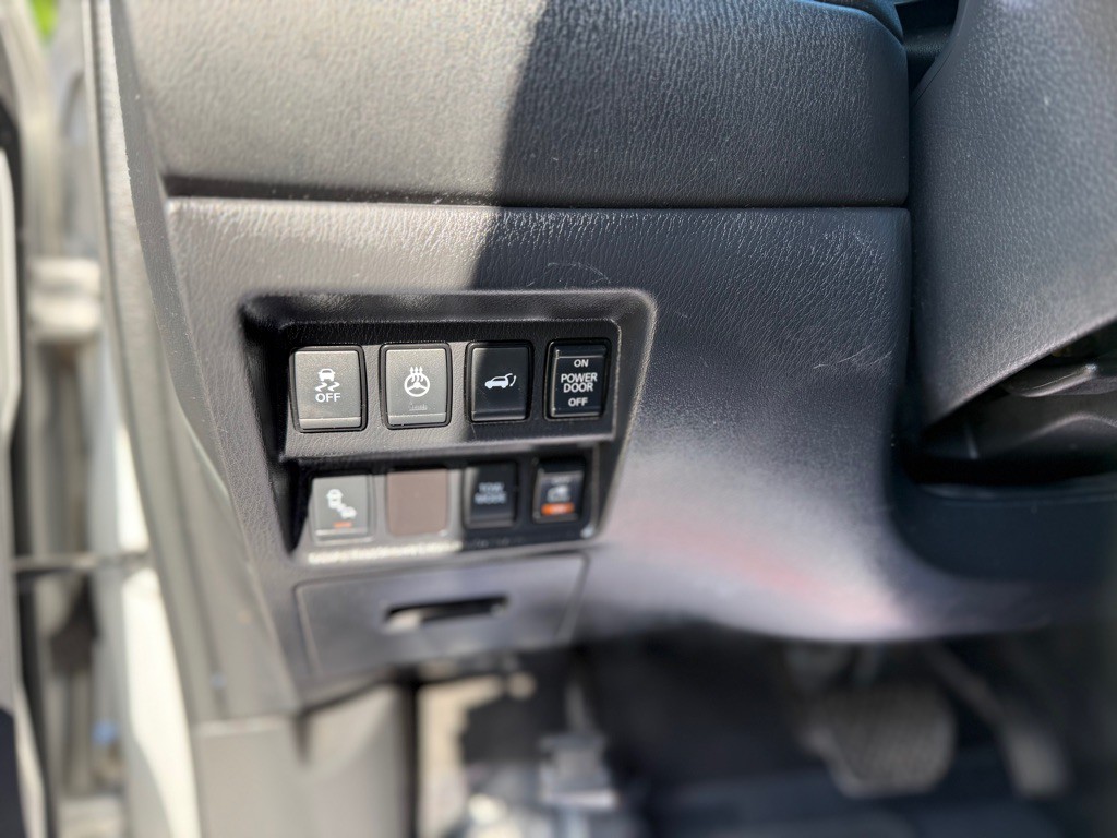 2017 Nissan Pathfinder Image 15