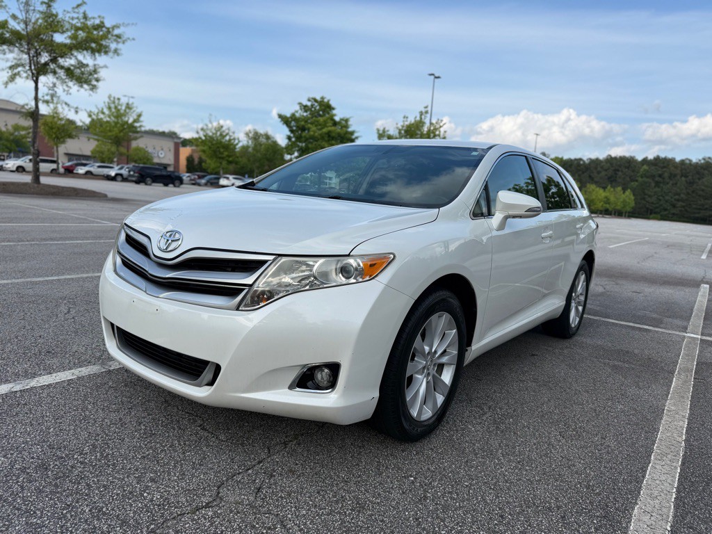 2013 Toyota Venza Image 2