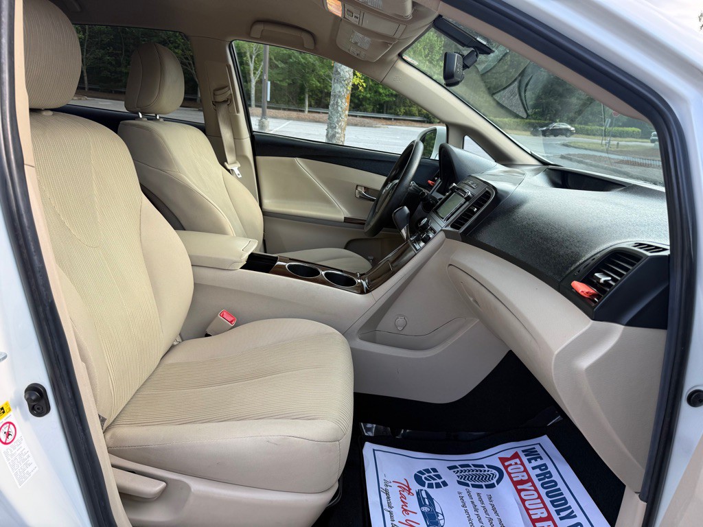2013 Toyota Venza Image 8