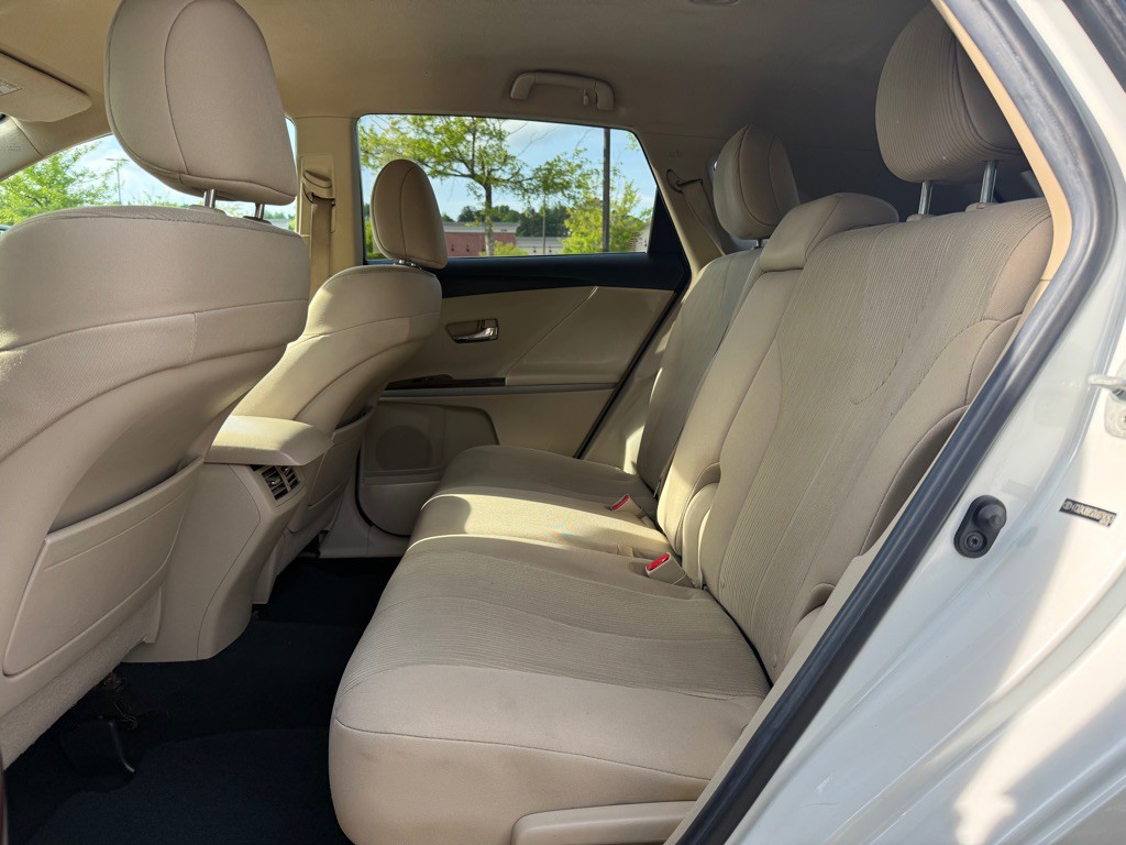 2013 Toyota Venza Image 9