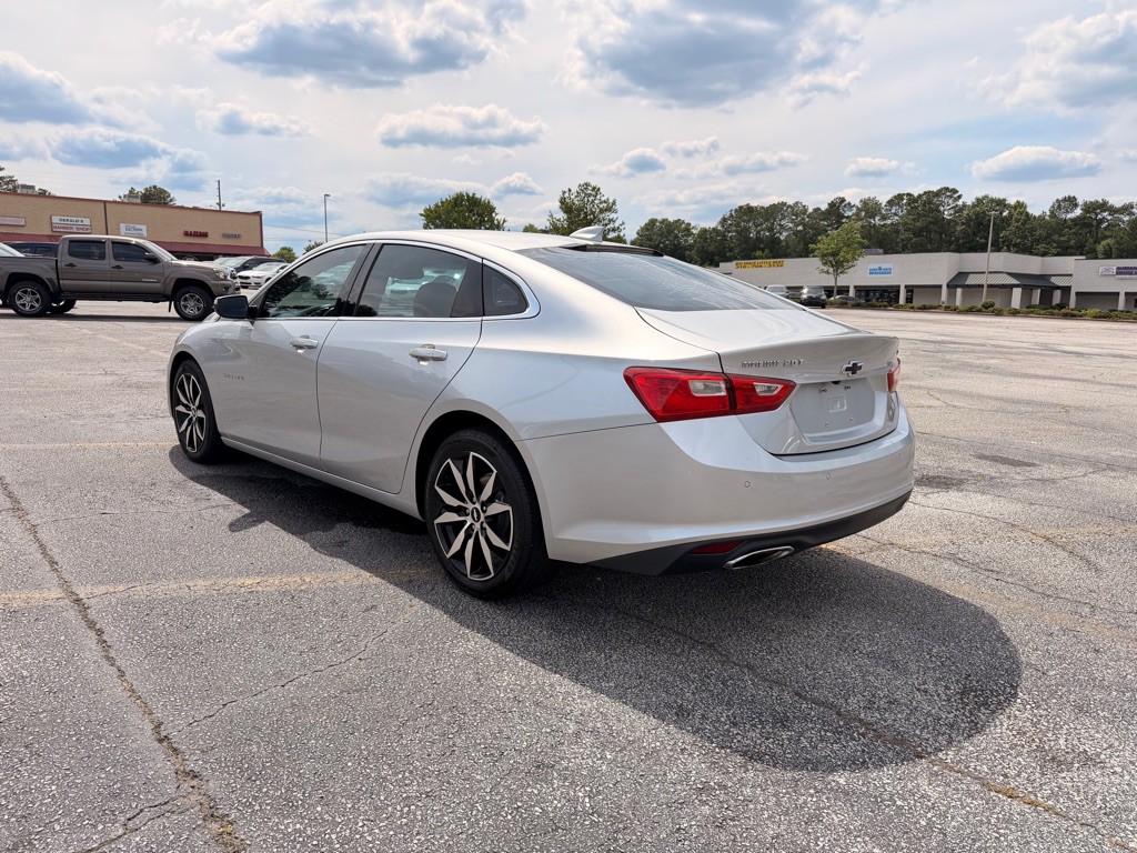 2016 Chevrolet Malibu Image 5
