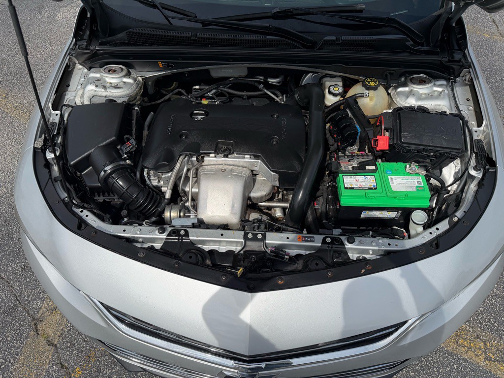 2016 Chevrolet Malibu Image 13