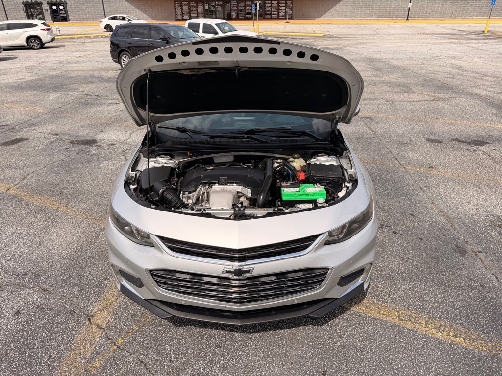 2016 Chevrolet Malibu Image 14