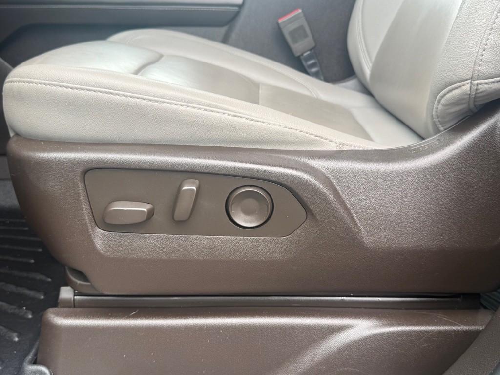 2023 Chevrolet Suburban Image 10