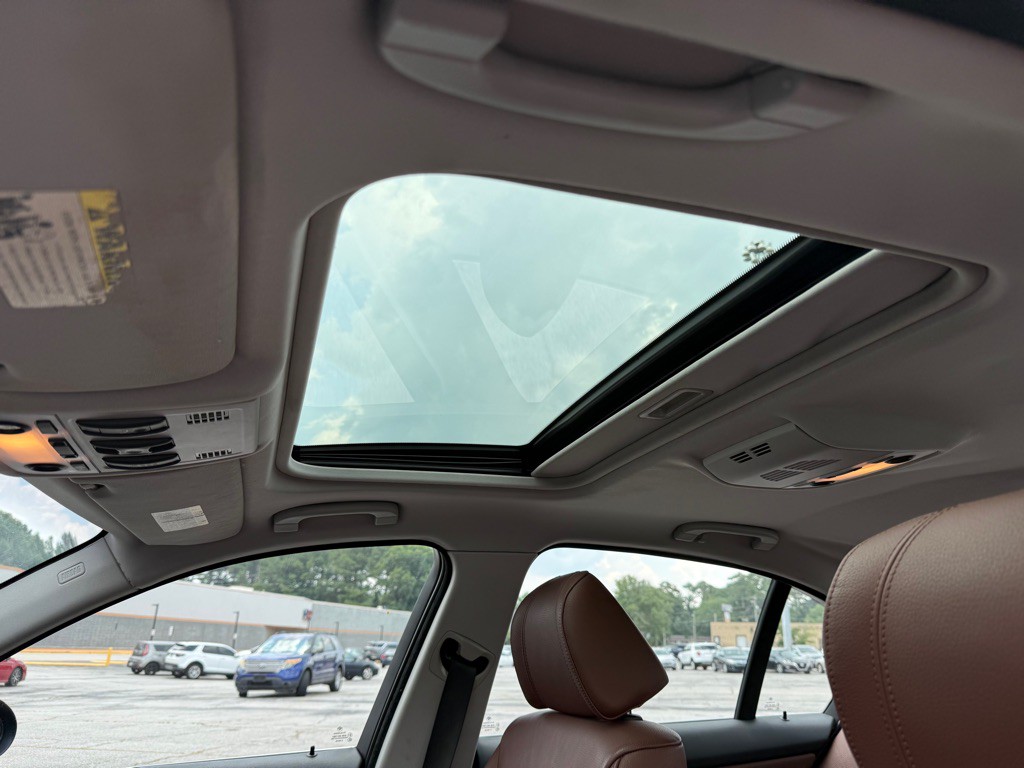 2006 BMW 3 Series Image 8