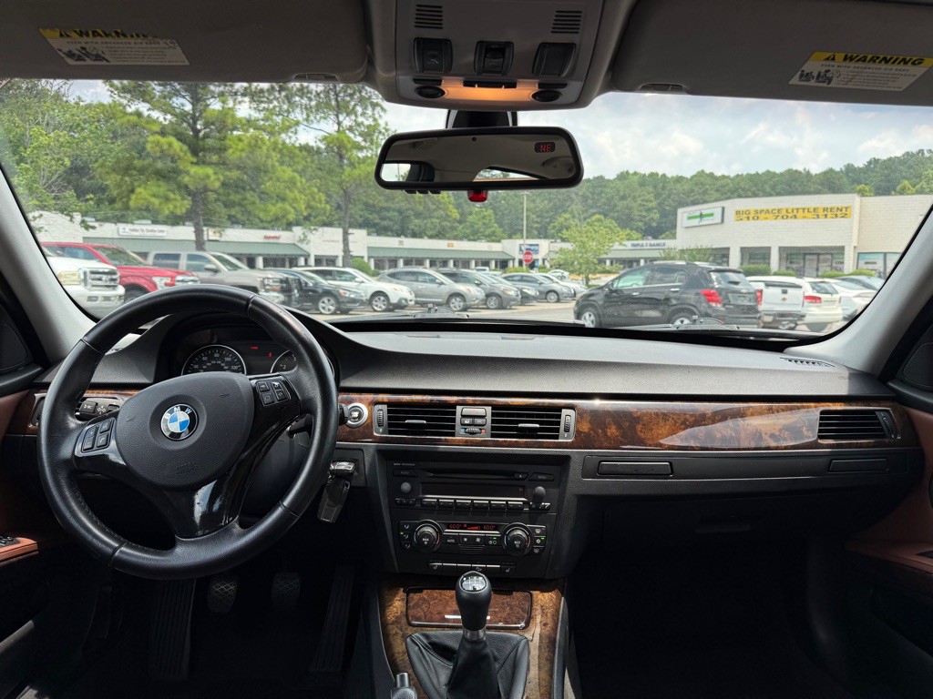 2006 BMW 3 Series Image 9