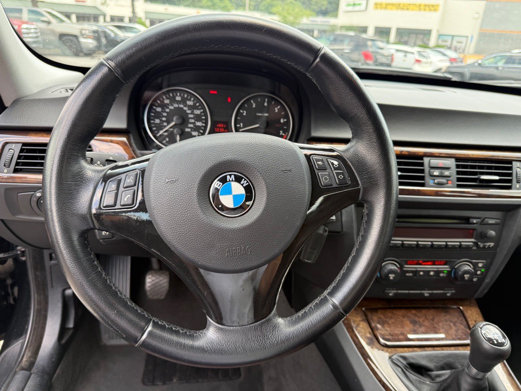 2006 BMW 3 Series Image 14