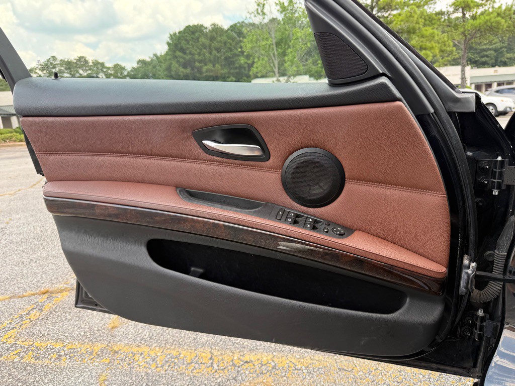 2006 BMW 3 Series Image 19