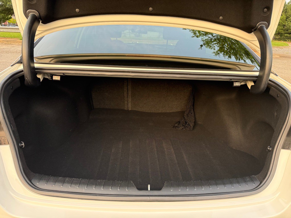 2017 Kia Optima Image 9