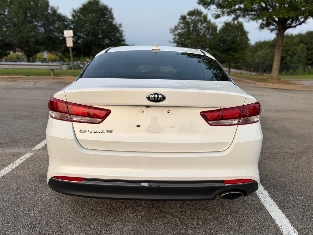 2017 Kia Optima Image 20
