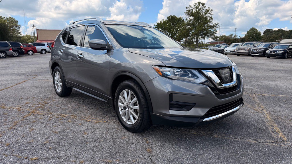 2017 Nissan Rogue Image 3