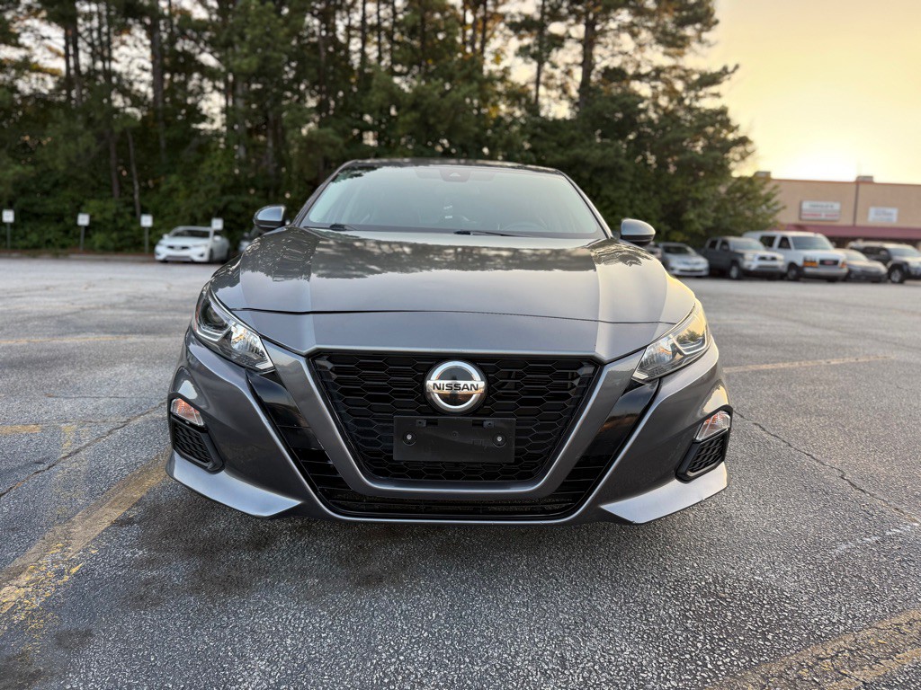 2021 Nissan Altima Image 1