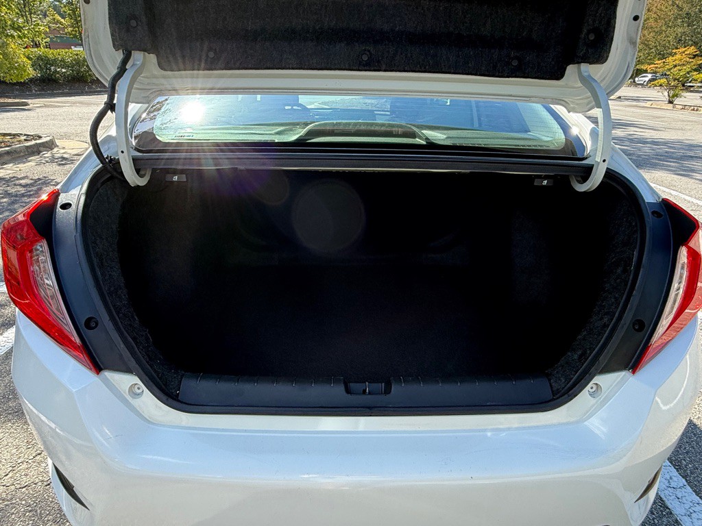 2016 Honda Civic Image 13