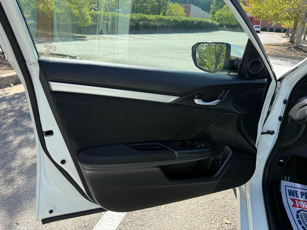 2016 Honda Civic Image 19