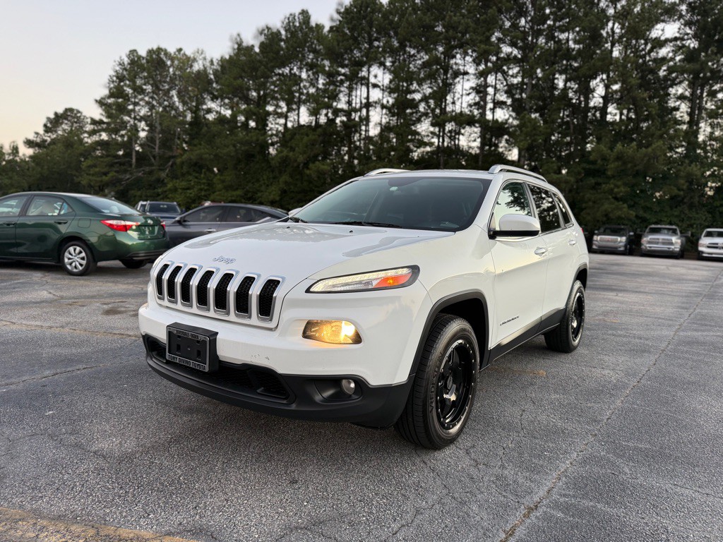 2016 Jeep Cherokee Image 2