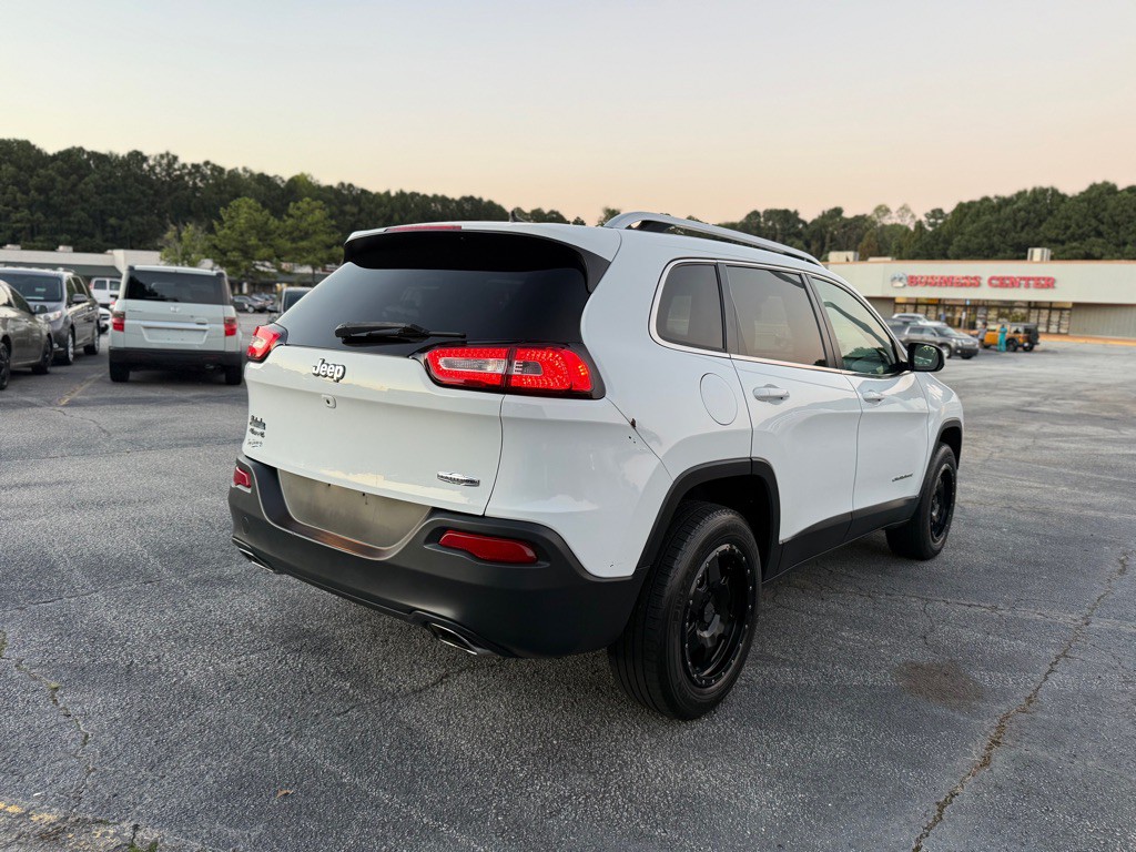 2016 Jeep Cherokee Image 4