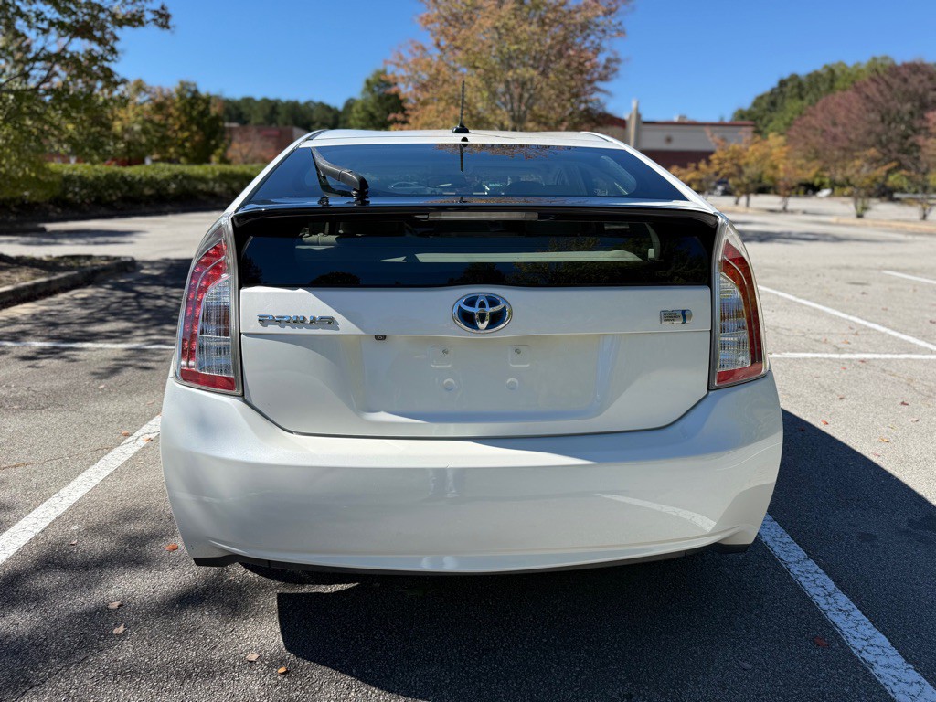 2014 Toyota Prius Image 5