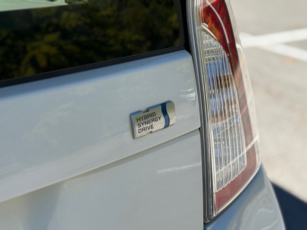 2014 Toyota Prius Image 19