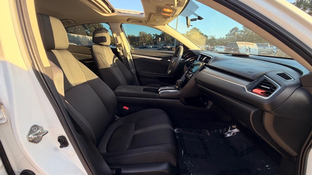 2018 Honda Civic Image 14