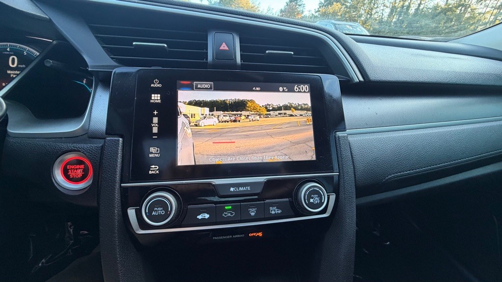 2018 Honda Civic Image 16