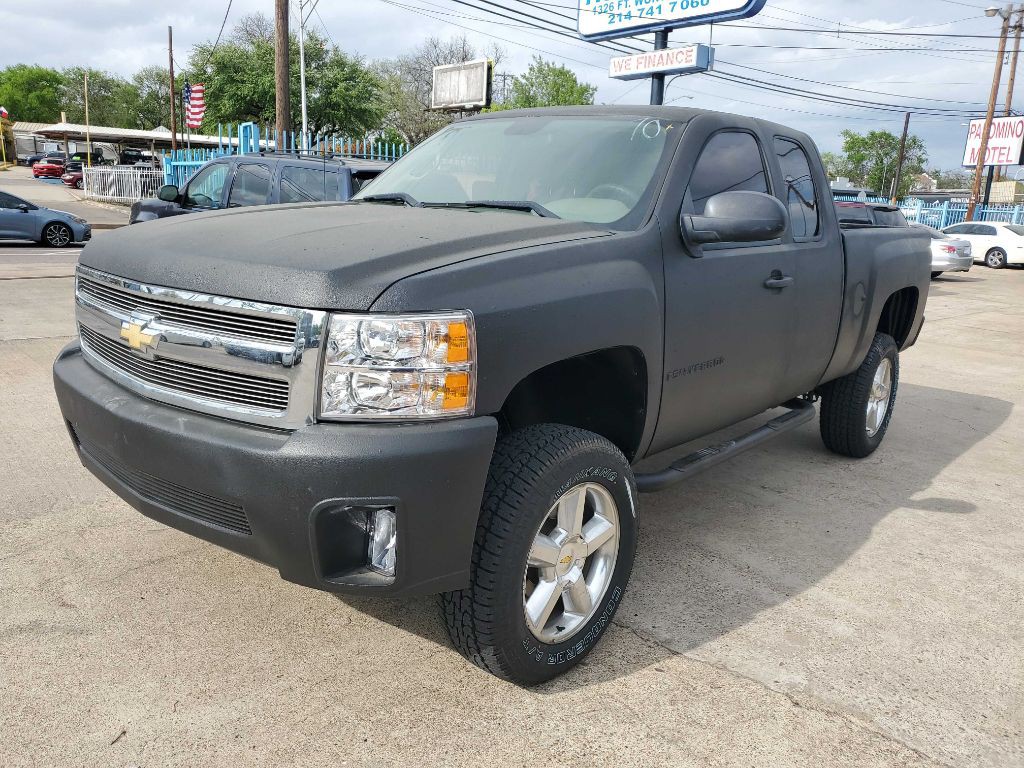 2008 Chevrolet Silverado 1500 Image 1