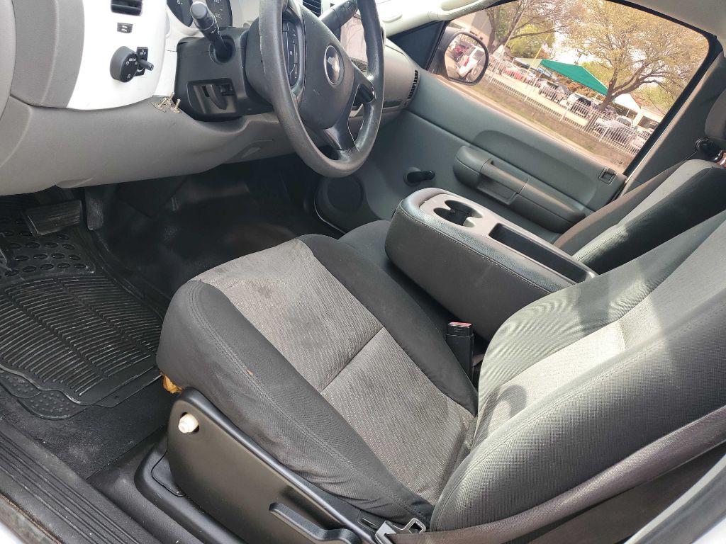 2008 Chevrolet Silverado 1500 Image 10
