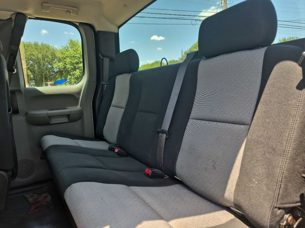 2008 Chevrolet Silverado 1500 Image 10
