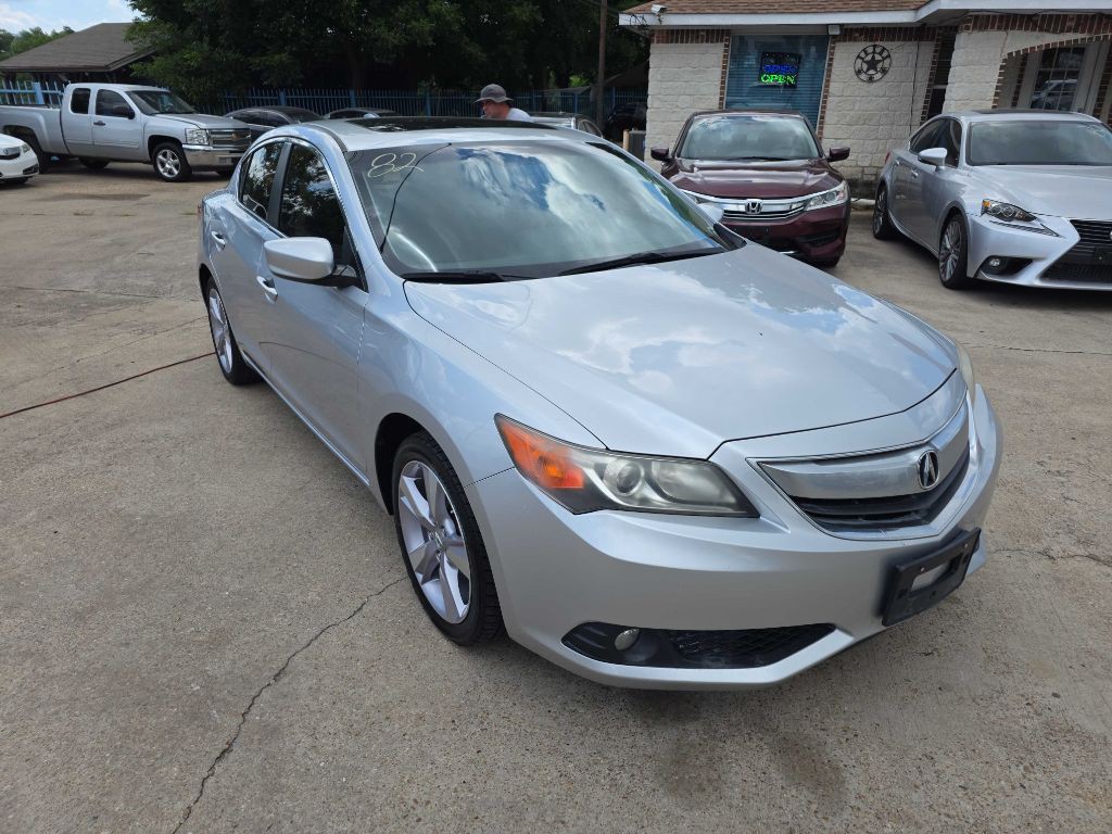 2013 Acura ILX Image 1