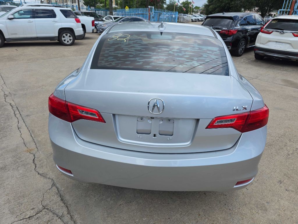 2013 Acura ILX Image 6