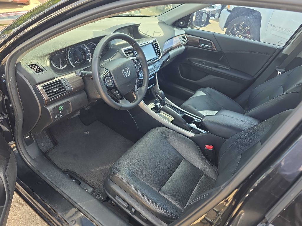 2016 Honda Accord Image 10