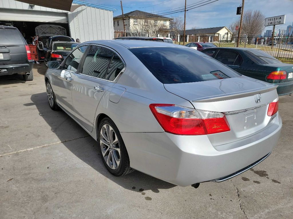 2013 Honda Accord Image 7