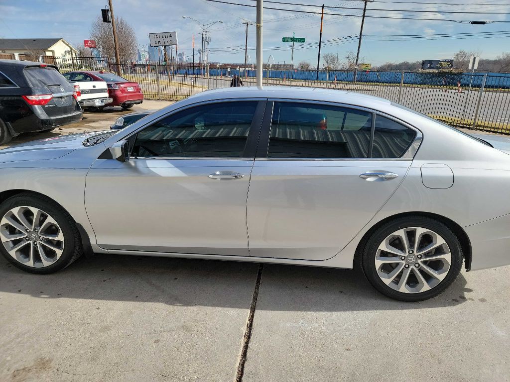 2013 Honda Accord Image 8