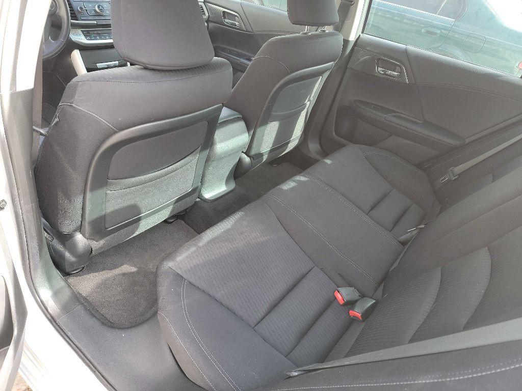 2013 Honda Accord Image 10